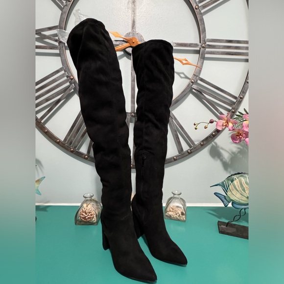 Black Stretch Over The Knee Boots( size 7) Never Been worn!! - Picture 2 of 8